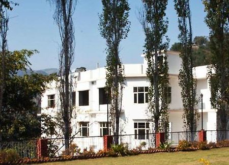 Hotel Ashiana Regency Chamba Zewnętrze zdjęcie